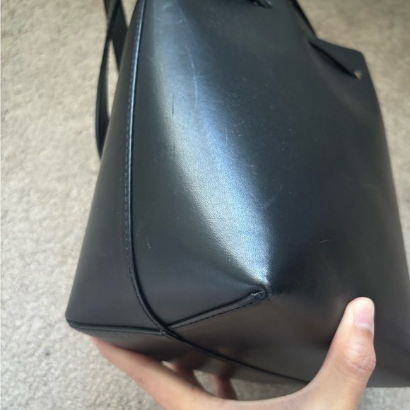 Mansur Gavriel black leather bucket bag, pink inside - Picture 8 of 13